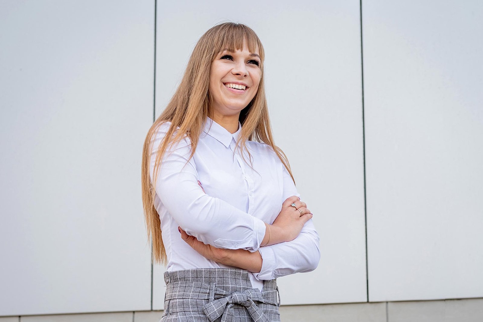 laughing-business-woman-2022-11-16-20-31-29-utc.jpg laughing-business-woman-2022-11-16-20-31-29-utc.jpg